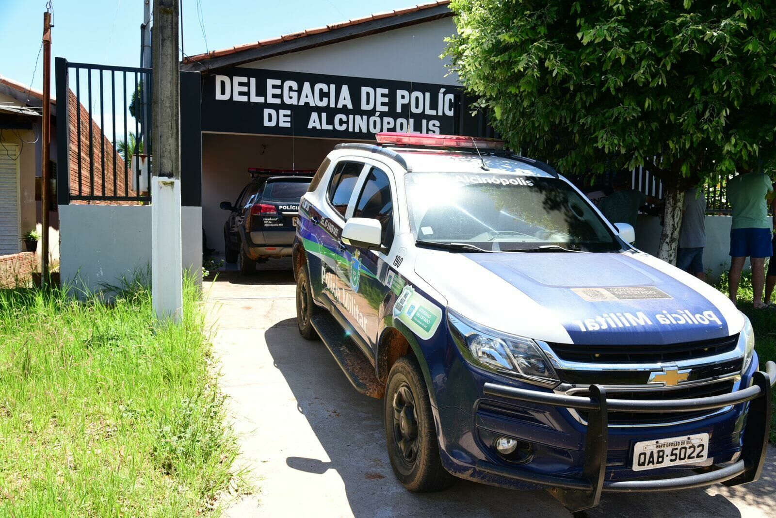 Imagem de compartilhamento para o artigo Mulher ameaça rival e diz que vai destruir festa de casamento em Alcinópolis da MS Todo dia